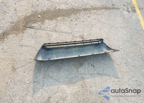 2019 Jeep Compass Latitude z USA, uszkodzony, nr VIN 3C4NJDBB4KT653493